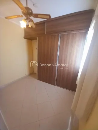 Imagem Este apartamento foi totalmente reformado e oferece um ambiente muito bem iluminado e arejado. Local...