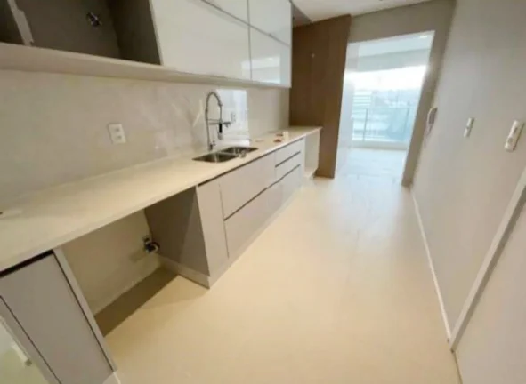 Imagem Apartamento 130M², 3Q, 3 Suítes, 4 Banheiros, 2 Vagas, Piscina Climatizada, Infantil e Raia de 25M, Sauna, Salão de Festas e Jogos, Churrasqueira.