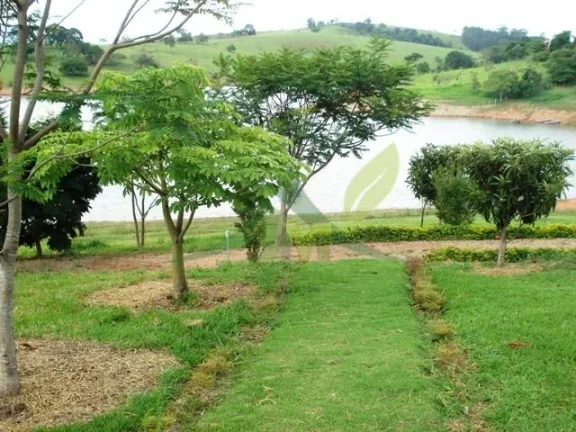 Imagem Chácara à Venda no Condomínio Fechado Enseada do Jacareí – Piracaia