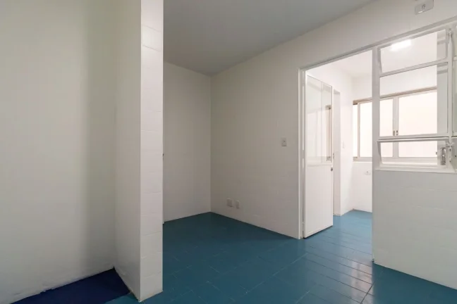 Imagem Apartamento 106M², 3Q, 1 Suíte, 2 Banheiros, 1 Vaga, Piscina, Churrasqueira, Salão de Festas e Jogos, Playground, Brinquedoteca, Jardim, Banheira.