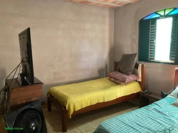 Imagem OPORTUNIDADE DE NEGÓCIO!!!
*LINDA CHÁCARA COM 5.990 M², EM ITATIAIUÇU
*CASA CONSTITUIDA POR: 2 Q...