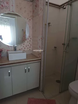 Imagem Vende se Sobrado 3 dormitórios, sendo duas suítes Bairro João Leite