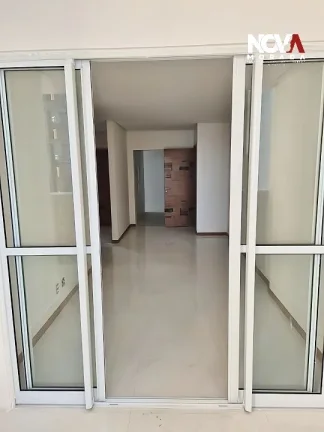 Imagem Sabe aquele sonho de morar pertinho da praia, com vista pro mar e o conforto que você merece? Pois ...