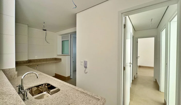 Imagem Apartamento com 3 dormitórios à venda, 110 m por R$ 3.550.000,00 - Riviera