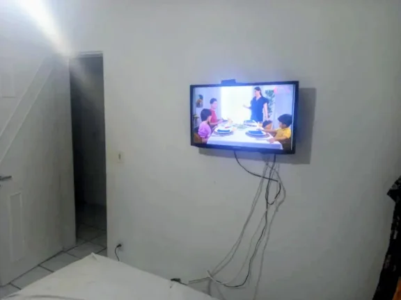 Imagem Apartamento 2/4 C Suite Grande 72 M² No Edificio Saramenha