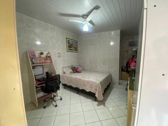 Imagem Casa à Venda no Siqueira Campos - 4 Quartos, 2 Suítes, 170m² - Oeste