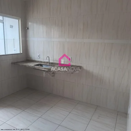 Imagem Casa para Venda em Araruama, Rio do Limão, 2 dormitórios, 1 suíte, 2 banheiros, 1 vaga