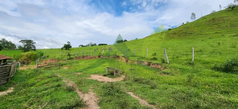 Imagem Sítio a venda em Piracaia com 5 Alqueires