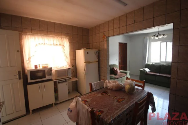 Imagem Terreno com 2 Casas + Depósito | Oportunidade de Investimento em Balneário Camboriú