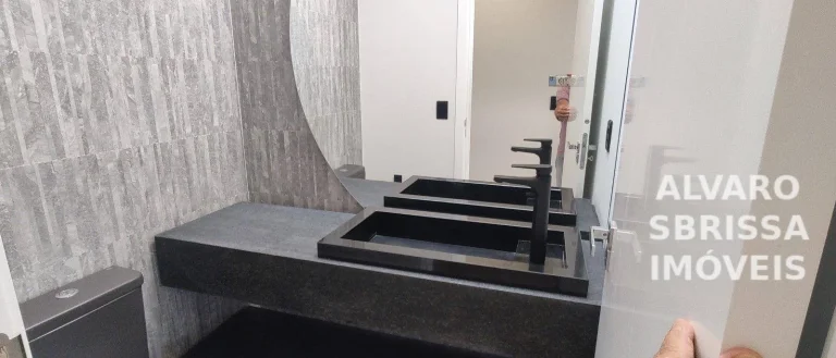 Imagem Oportunidade Única - Residência de Alto Padrão (mobiliada) à venda no Condominio Villas do Golf - Itu-SP