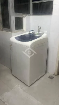 Imagem Apartamento 100 m², 3 Quartos, Reformado, à Venda em Copacabana Posto 2