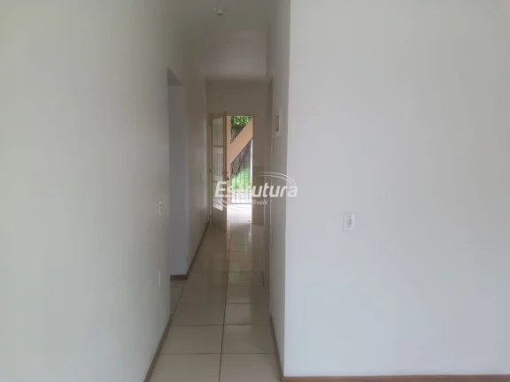 Imagem Oportunidade para investidor: condomínio com 3 apartamentos