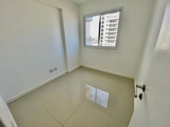 Imagem Apartamento para Venda em Natal / RN no bairro Ponta Negra