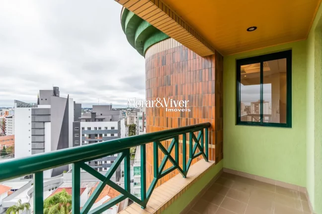 Imagem Apartamento para Venda em Curitiba, Centro, 3 dormitórios, 1 suíte, 3 banheiros, 2 vagas