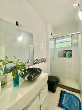 Imagem Já imaginou morar em um 3 quartos + dependência, totalmente reformado, com 73m² de puro capricho?...