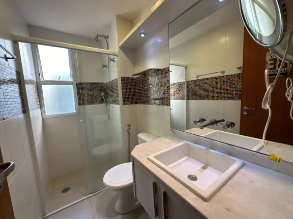 Imagem Apartamento 131M², 3Q, 3 Suítes, 5 Banheiros, 3 Vagas, Academia, Piscina, Sauna, Churrasqueira, Brinquedoteca, Mobiliado, Salão de Festas, SPA.