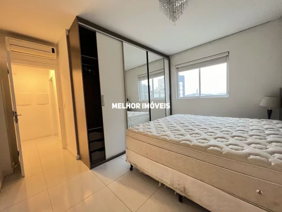 Imagem Apartamento à venda com 02 suítes e 02 vagas de garagem no centro de Balneário Camboriú