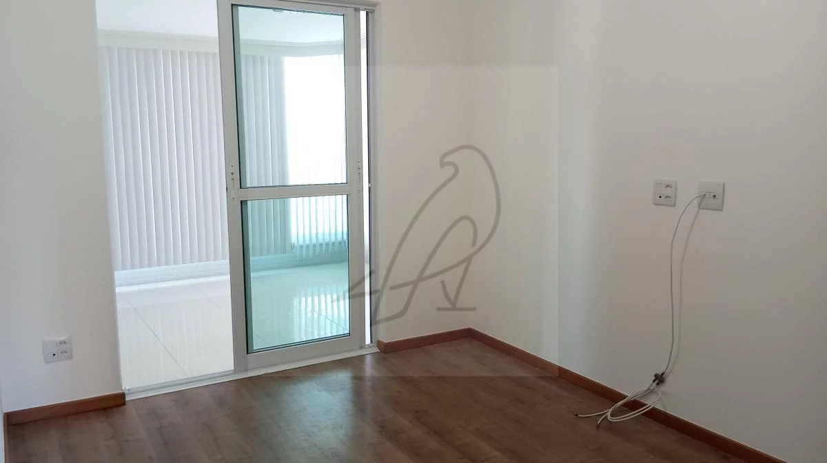 Imagem Vendo Excelente 4 Quartos, 187m2, Barra avenida, Salvador, Barra