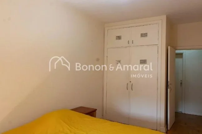 Imagem Apartamento em excelente localizaÃ§Ã£o, com ambientes amplos e acabamentos renovados. O living espaÃ...