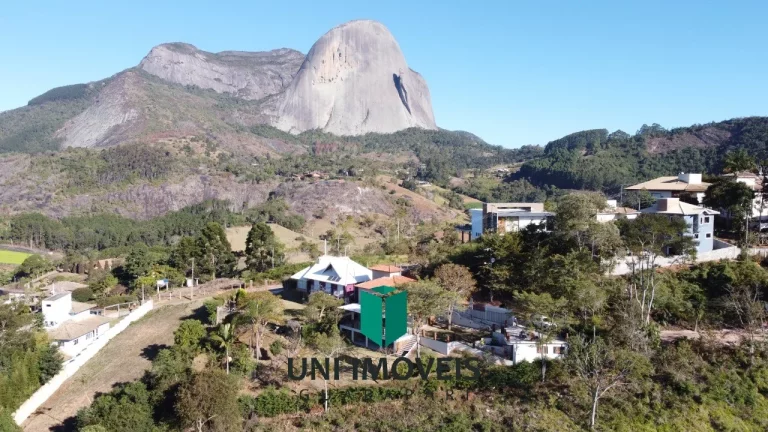Imagem Linda Casa de 2 Pavimentos com 6 Suítes e Vista Panorâmica para a Rota do Lagarto e Pedra Azul!