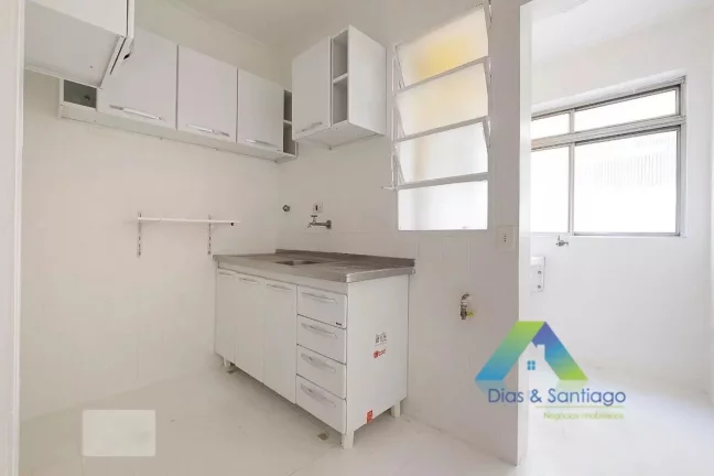 Imagem Amplo apartamento com 80m² em localização privilegia no Bairro Cerqueira Cesar a 1km da Estação Metrô Consolação.