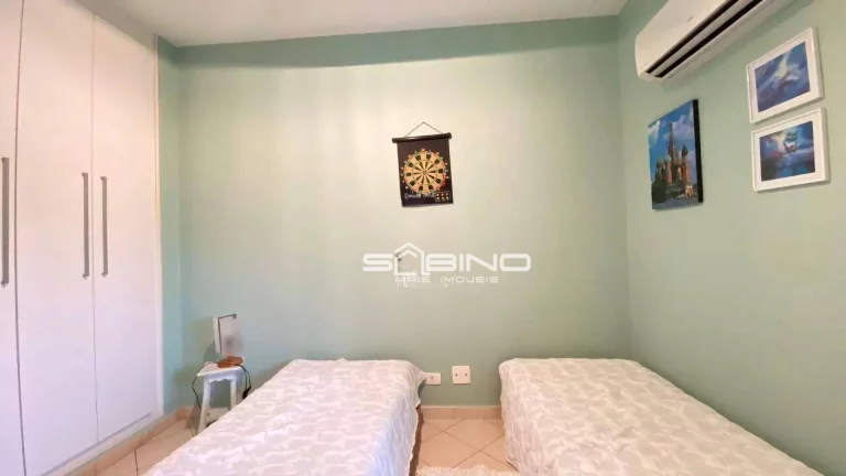 Imagem Apartamento Beira Mar à Venda na Riviera, com 4 suítes sendo uma de funcionária 186m² de área útil