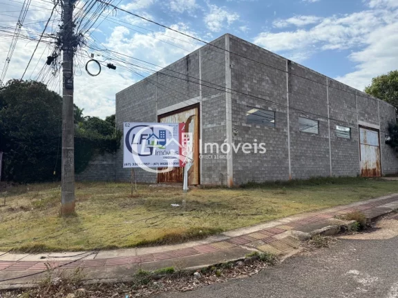Imagem Barracão Comercial para Locação em Campo Grande-MS, Bairro Mata do Jacinto - 2 Banheiros e 420m² de Área.