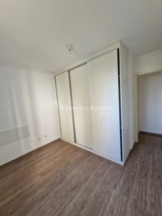 Imagem Excelente apartamento de 71m² em uma localização privilegiada de Campinas. Conta com 3 dormitóri...