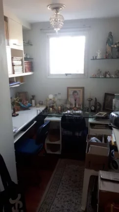 Imagem Apartamento bem espaçoso e repleto de armários. Living para 2 ambientes, lavabo, 3 dormitórios se...