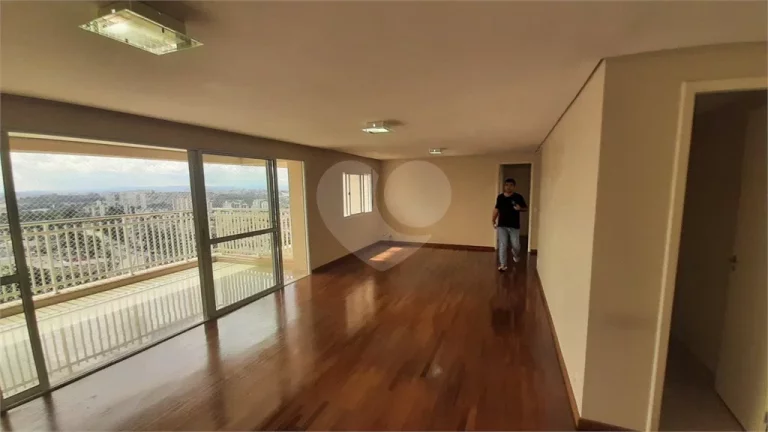 Imagem Apartamento à venda com 3 quartos, sendo 1 suíte, no condomínio Espaço Raposo, São Paulo - SP