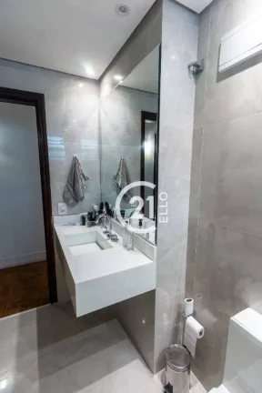 Imagem Apartamento totalmente reformado no Itaim Bibi – 107 m²