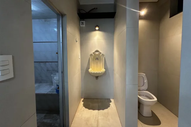 Imagem Casa de vila para venda em Vila Santa Cruz com 3 quartos, sendo 2 suítes, 280m2