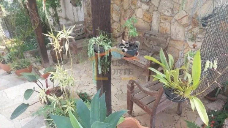 Imagem Maravilhosa casa em condomínio, 4 dormitórios, sendo 1 suíte, 4 salas sendo 2 com lareira, cozinh...