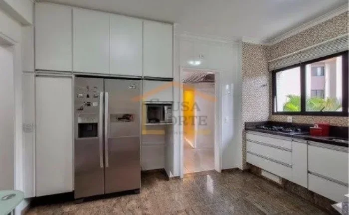 Imagem Apartamento 4 dormitórios, sendo 3 suítes, 1 delas master com closet, sala 3 ambientes, sacada gou...