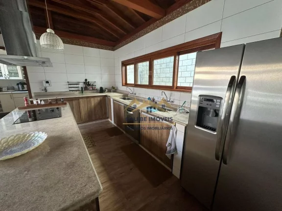 Imagem Chácara com 6 dormitórios à venda, 5036 m² por R$ 2.000.000,00 - Chácara dos Pinhais - Boituva/SP