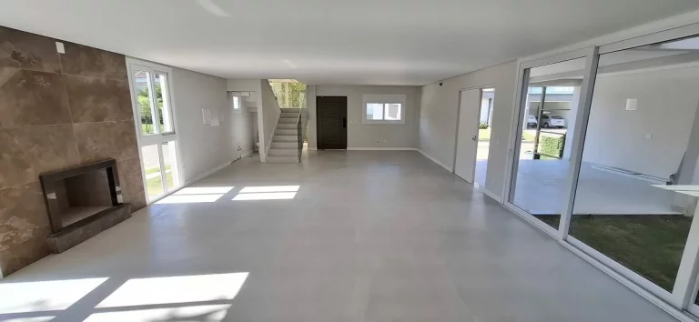Imagem Casa à venda, 250m2, 3 Suítes, Cacupé, Florianópolis/SC