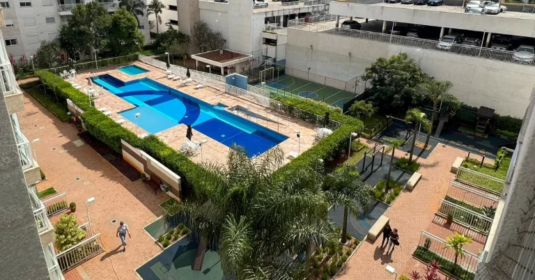Apartamento à venda em São Paulo - Vila Isa: 2 quartos, 1 suíte, 2 salas, 2 banheiros, 1 vaga de garagem, 61m² de área. Aproveite!