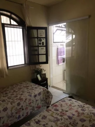 Imagem CASA PARA LOCAÇÃO E VENDA, NO CENTRO DE MACAÉ/RJ.
