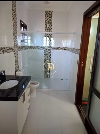 Imagem Sobrado - Residencial Santa Paula - Jacareí \SP - 4 Dormitórios ( 3 Suítes ) 220