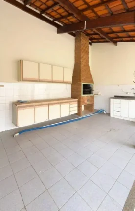 Imagem Casa térrea à venda em Atibaia com piscina  3 quartos