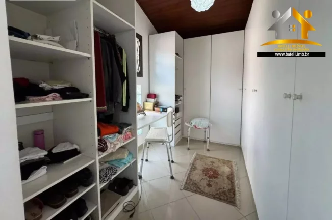 Imagem Casa à venda no condomínio Petit Village na Granja Viana - Batelli Imóveis