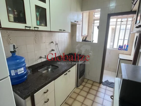 Imagem Apartamento com 2 dormitórios no Embaré em Santos por $ 385.000,00