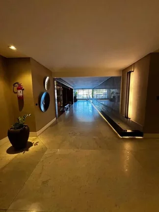 Imagem Apartamento com 3 dormitórios sendo 1 suíte e 2 vagas de garagem no bairro Ressacada em Itajaí/SC