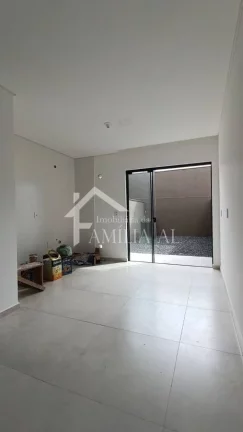 Imagem Geminado com 81m² e 2 suítes no Iririú