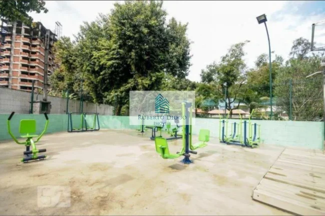 Imagem Imperdível oportunidade de compra: Apartamento à venda em Rio de Janeiro-RJ, Camorim! 2 quartos, 1 banheiro, 1 vaga de garagem.