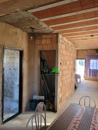 Imagem Casa / Sobrado para Venda em Águas de Santa Bárbara, Parque dos Lagos, 3 dormitórios, 1 suíte, 1 banheiro, 4 vagas
