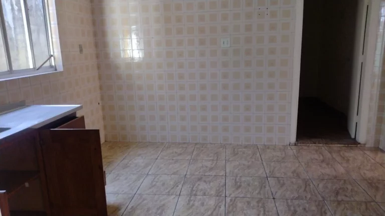 Imagem CASA TERREA COM EDICULA E TARRAÇO RENDA EXTRA