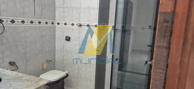 Imagem Sobrado à Venda - Amplo, Funcional e Bem Distribuído