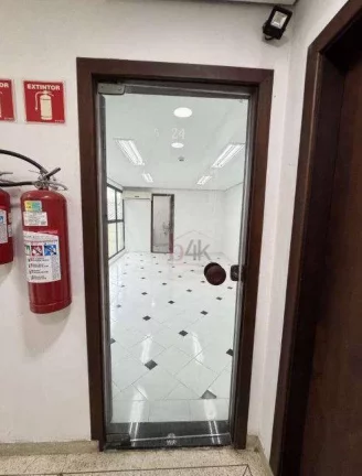 Imagem Sala Comercial com 30m² para Locação em Santo Amaro.