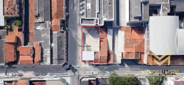 Imagem Terreno à venda, 312 m² por R$ 1.800.000,00 - Centro - Fortaleza/CE